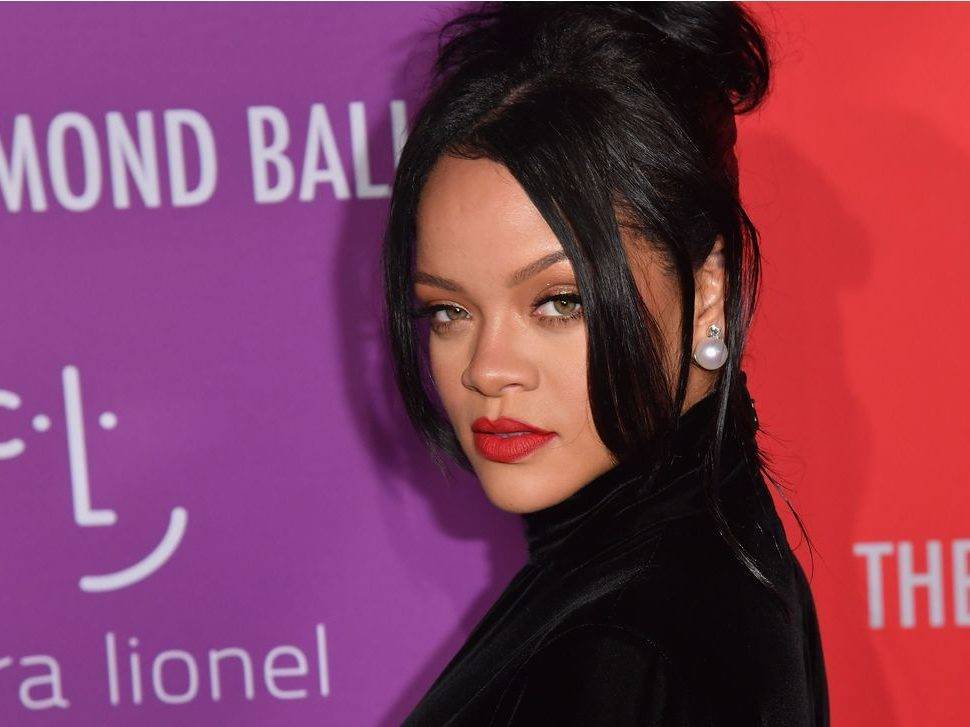 Ronald Fenty - Rihanna's court battle with dad postponed - torontosun.com - Los Angeles - city London