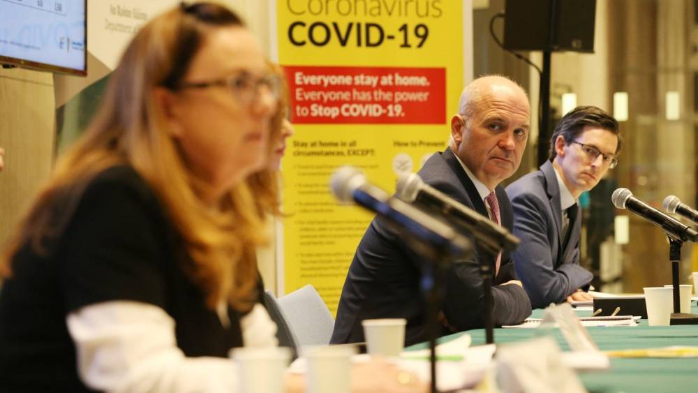 Tony Holohan - NPHET to discuss possible easing of Covid-19 restrictions - rte.ie - Ireland