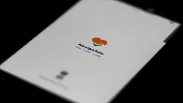 Govt launches Aarogya Setu app for JioPhones in coronavirus battle - livemint.com - India