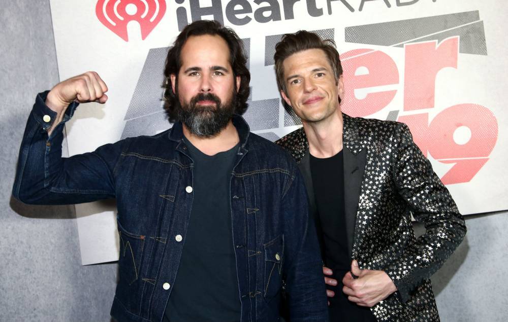 Jimmy Fallon - Watch The Killers dedicate ‘Caution’ to “heroic” healthcare workers on ‘The Tonight Show’ - nme.com