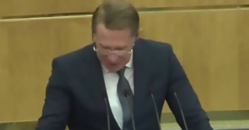 Russian health minister defies Putin's orders and removes face mask during speech - mirror.co.uk - Russia - city Moscow