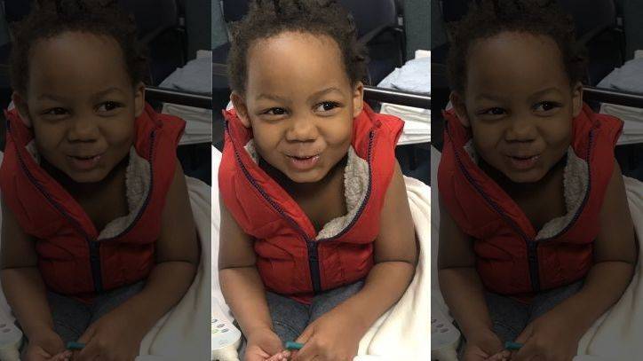 Upper Darby - Upper Darby police searching for family of boy, 4, found alone - fox29.com