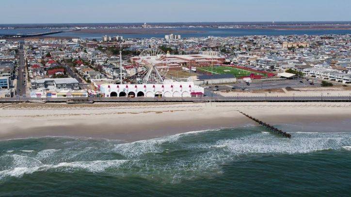 Atlantic City - Ocean City, Sea Isle City to reopen beaches for sunbathing, lounging on Saturday, mayor says - fox29.com - county Ocean - city Isle