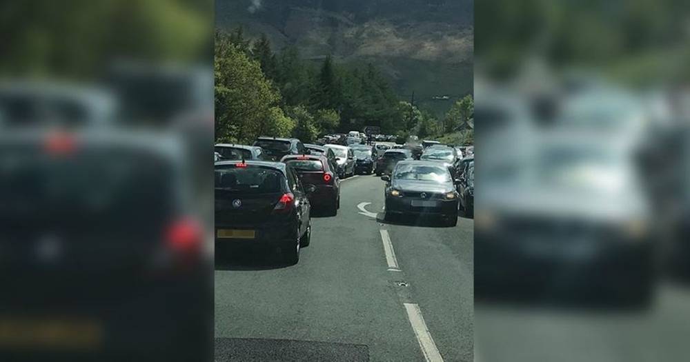 'Lockdown' farce at Dovestone Reservoir beauty spot as scores of drivers double park on pavements... despite it being closed to cars - manchestereveningnews.co.uk - city Sheffield - county Oldham