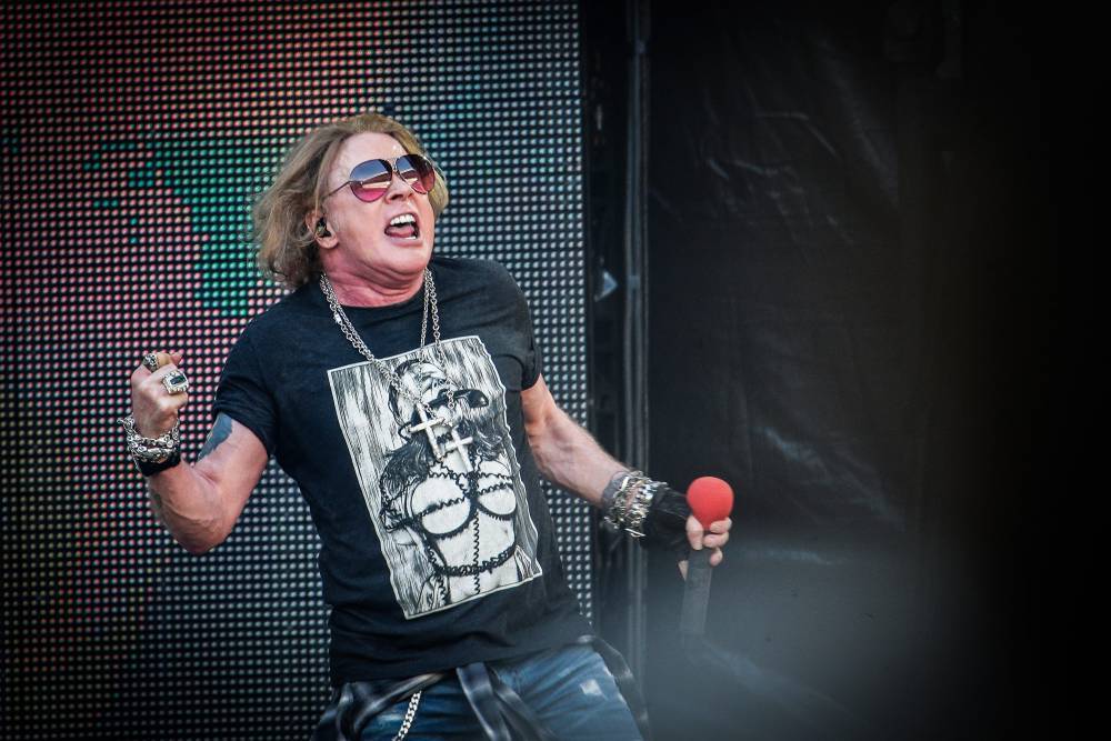 Donald Trump - Guns N’ Roses Take Aim At Trump With ‘Live N’ Let Die With COVID 45′ Shirts - etcanada.com