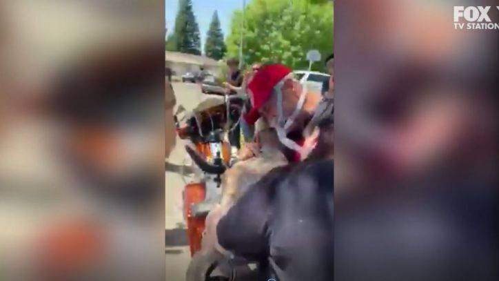 Retired police officer with ALS surprised by soldier son during parade amid pandemic - fox29.com - Iraq - state California - Jordan - county Fresno