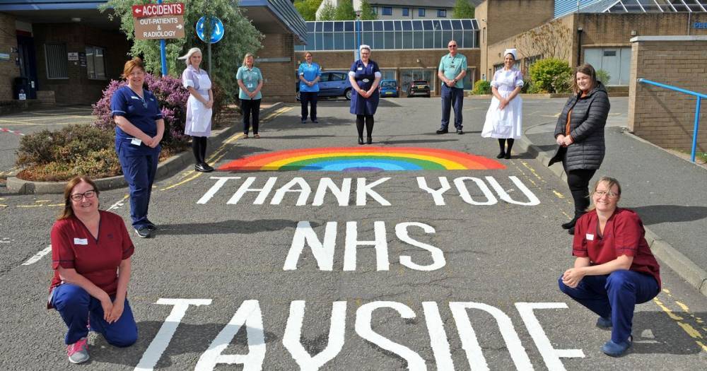 Perth Royal Infirmary joins in day of gratitude to nurses - dailyrecord.co.uk