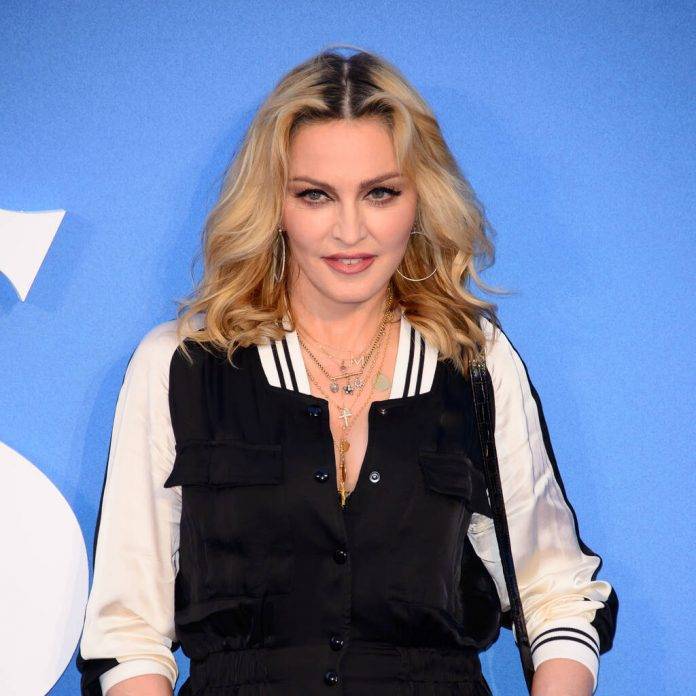 Madonna shows off busted knee X-ray as stem cell treatment begins - peoplemagazine.co.za