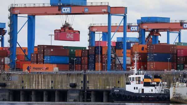 Lockdown effect: India's exports in April contract by 60% to $10.3 bn - livemint.com - city New Delhi - India