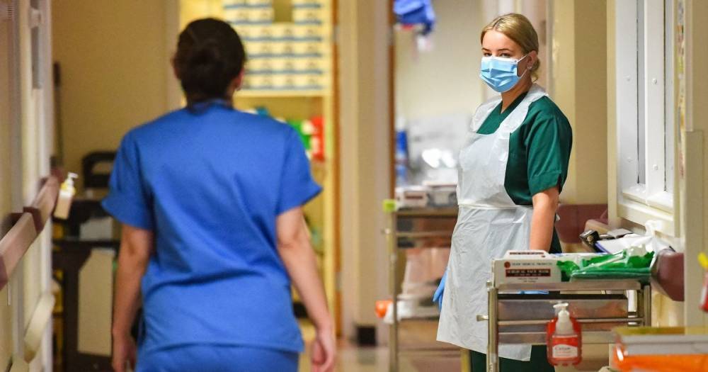 UK coronavirus hospital death toll passes 28,000 with 256 new fatalities - mirror.co.uk - Britain - Ireland - Scotland