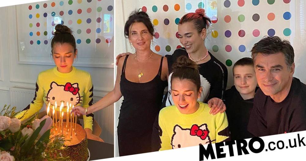 Anwar Hadid - Dua Lipa meets up with family in lockdown to celebrate sister’s 19th birthday - metro.co.uk