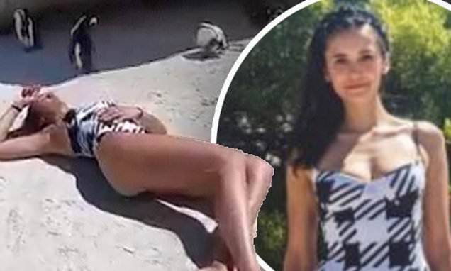 Nina Dobrev - Nina Dobrev posts smoldering swimsuit throwbacks with PENGUINS from South Africa vacation - dailymail.co.uk - Los Angeles - South Africa
