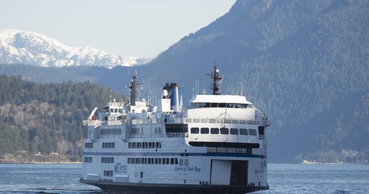 Steady traffic but reduced capacity on BC Ferries as May long weekend kicks off - globalnews.ca - county Day - Victoria, county Day