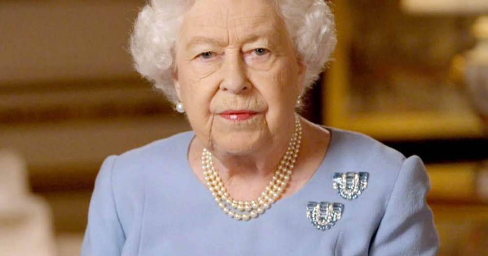 Boris Johnson - Queen gets builders back in to Buckingham Palace to restart £369million project - mirror.co.uk - Britain