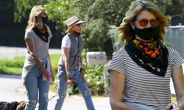 Laura Dern - Kate Capshaw - Laura Dern takes a walk with Kate Capshaw in LA during break from quarantine after trying tequila - dailymail.co.uk - Los Angeles