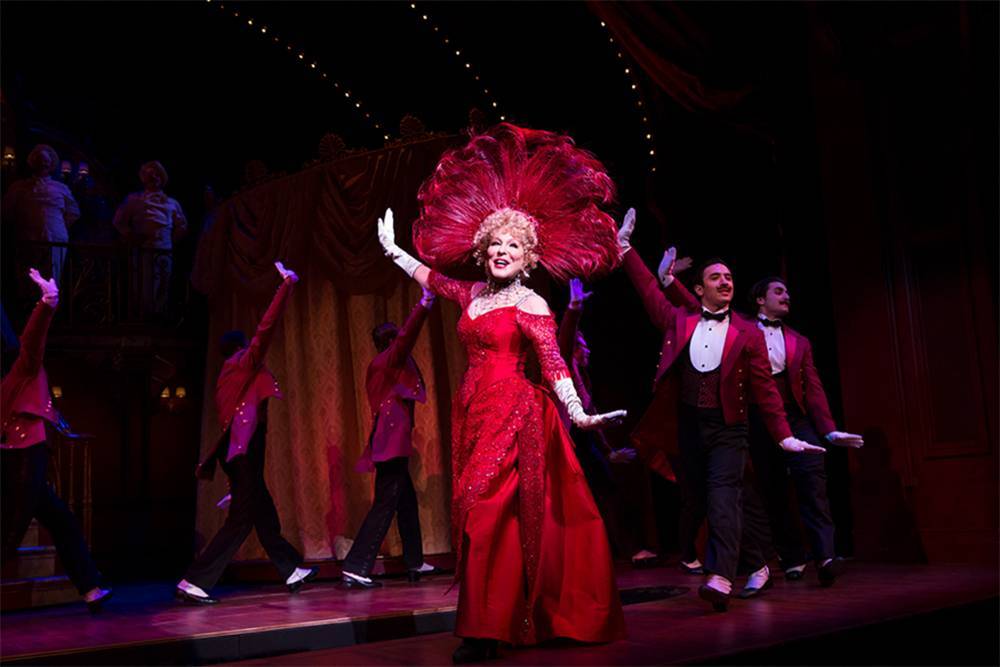 Jimmy Fallon - Bette Midler - Terrence Macnally - Bette Midler will match donations up to 100K for Broadway Cares COVID-19 fund - nypost.com