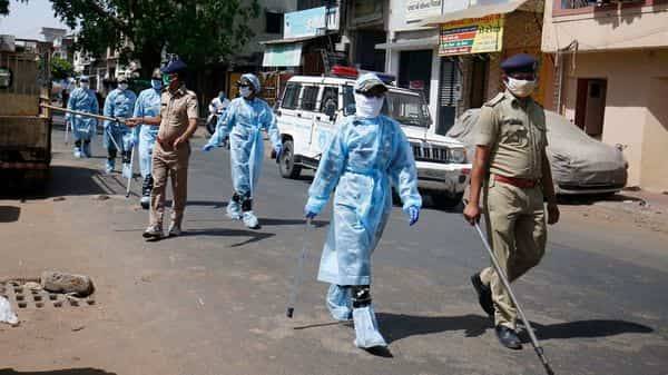 Ahmedabad: 700 'super spreaders' found coronavirus positive in a week - livemint.com - city Ahmedabad