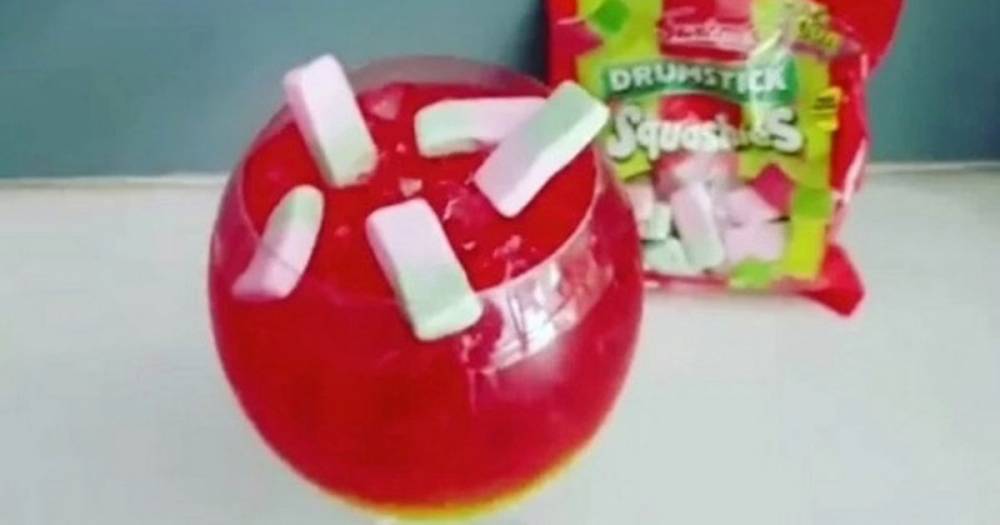 Woman makes incredible cocktail that tastes just like Drumstick Squashies sweets - mirror.co.uk - Britain