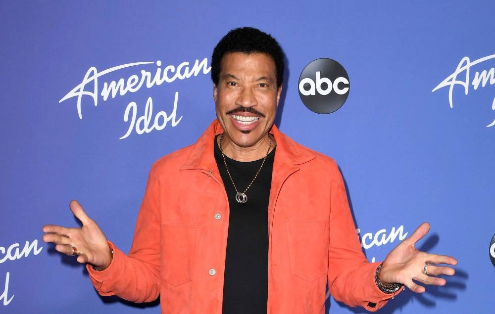 Michael Jackson - Luke Bryan - Katy Perry - Lionel Richie is remaking ‘We Are The World’ with former ‘American Idol’ contestants - nme.com - Usa - Haiti