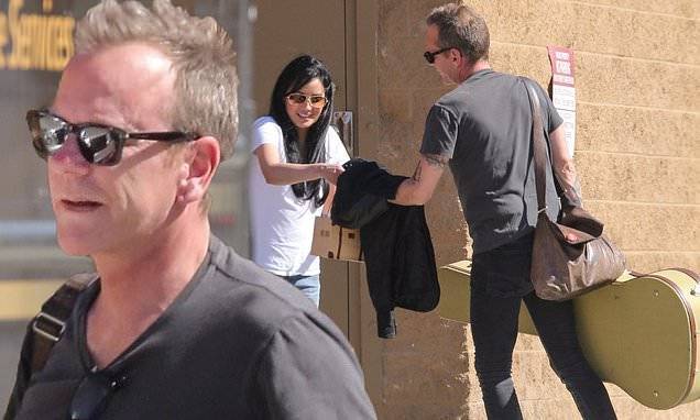 Kiefer Sutherland - Shirley Douglas - Kiefer Sutherland seen out with Cindy Vela for first time since death of his mother Shirley Douglas - dailymail.co.uk - Los Angeles - city Los Angeles