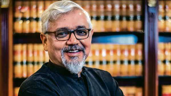 'I suspect there will be a huge wave of novels about the pandemic': Amitav Ghosh - livemint.com - India - Italy - Britain