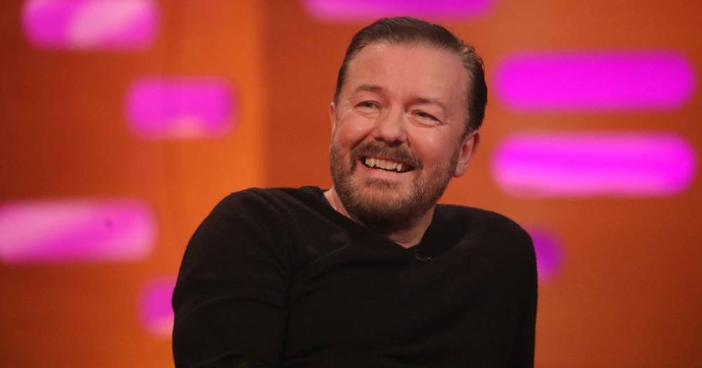 Ricky Gervais - Ricky Gervais calls on Queen to snub celebs and give New Years Honours to NHS staff - dailystar.co.uk - Britain - Australia