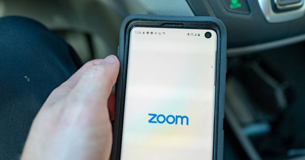 Zoom down as users report video and audio problems when using app - mirror.co.uk - Britain