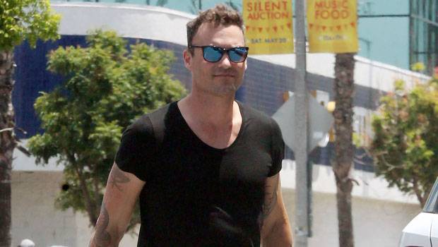 Megan Fox - Brian Austin Green’s Cryptic Message About Being ‘Smothered’ After Megan Fox Is Spotted With Rapper - hollywoodlife.com - Austin, county Green - city Austin, county Green - county Green