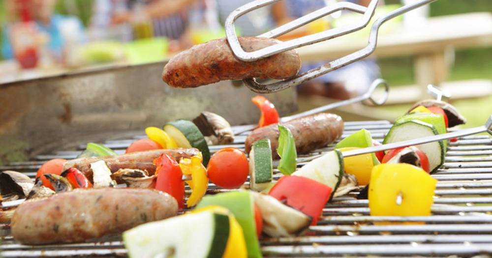Mum apologises to guests she invited to BBQ after testing positive for coronavirus - mirror.co.uk