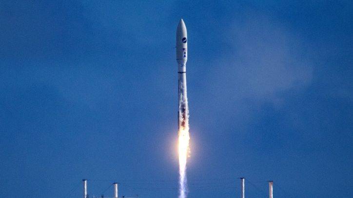 Atlas V (V) - Robotic space plane returns to orbit after hazy Florida launch - fox29.com - state Florida