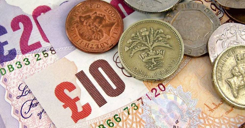 Universal Credit, State Pension, PIP and other benefit payments affected by next week’s bank holiday - dailyrecord.co.uk - Scotland