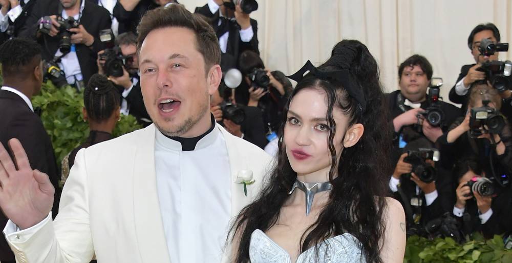 Elon Musk - Grimes' Mom Seemingly Slams Elon Musk Over His 'Red Pill' Comment - Read Her Now-Deleted Tweets - justjared.com - city Sandy