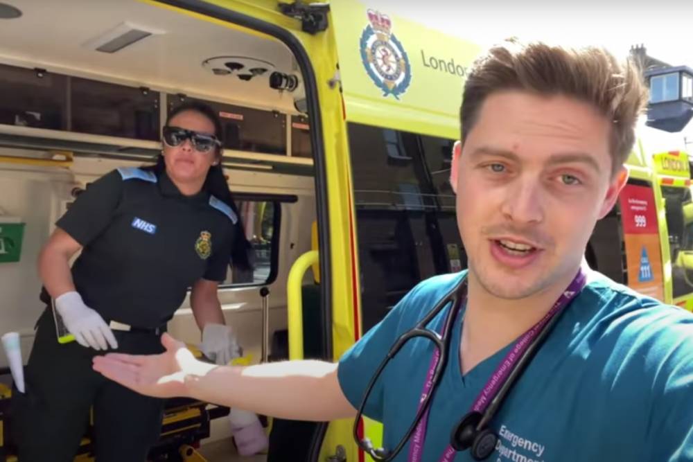 Alex George - Love Island’s Dr Alex George gives tour inside London Ambulance as he begs fans with Covid symptoms to go to hospital - thesun.co.uk
