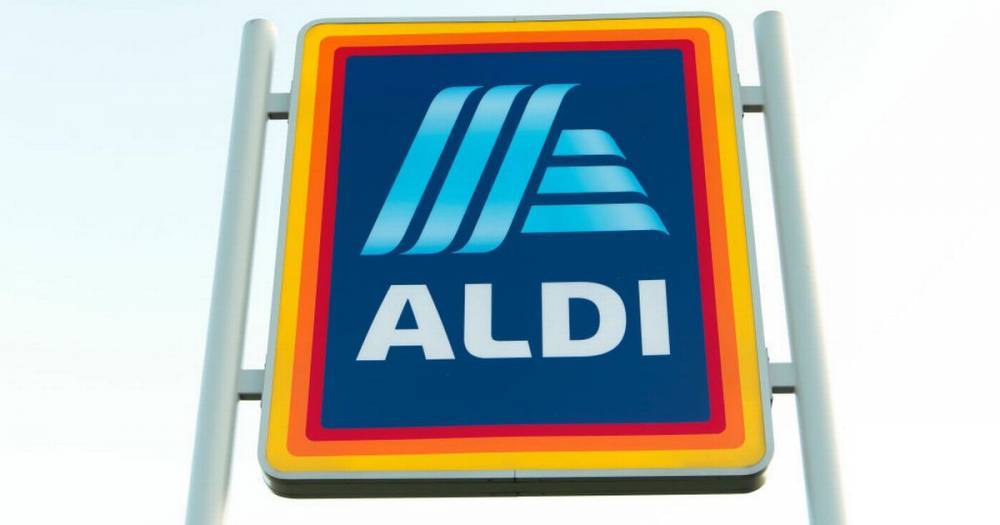 Aldi trials delivery service with Deliveroo to get food shopping in 30 minutes - dailystar.co.uk - county Midland