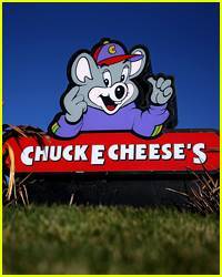 Lili Reinhart - Taylor Swift - You May Have Ordered Chuck E. Cheese From Grubhub Without Even Realizing - justjared.com