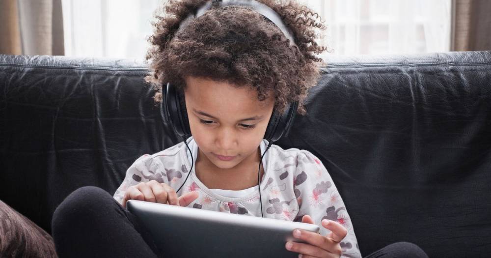 Best headphones for kids - top volume limiting options for your little one - mirror.co.uk