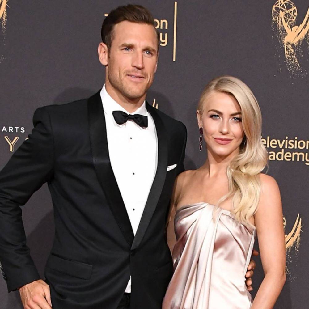 Brooks Laich - Why Julianne Hough and Brooks Laich Aren't in a Rush to Officially Separate - eonline.com