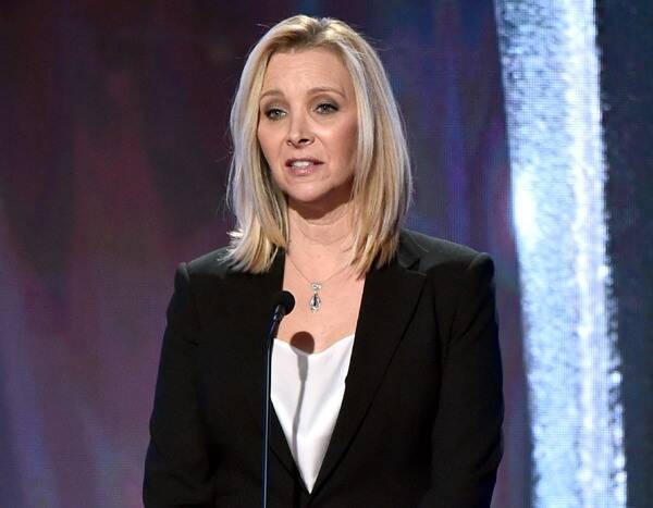 Lisa Kudrow - Lisa Kudrow Felt Like a "Monster" for Not Allowing Mourners to Hug at Her Mother's Funeral - eonline.com