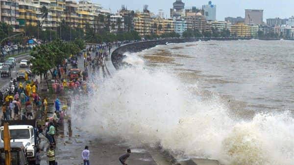 Suresh Kakani - Mumbai braces for monsoon ailments amid raging covid-19 - livemint.com - city Mumbai