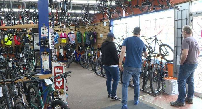 Winnipeg bike shops see increase in customers as weather warms up - globalnews.ca - Scotland