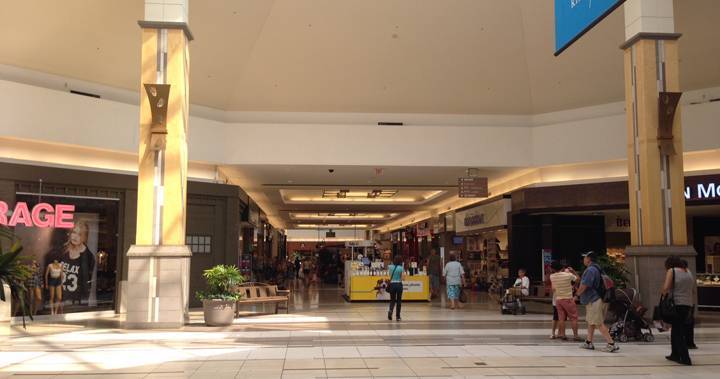 Winnipeg malls getting ready to reopen as coronavirus lockdown eases - globalnews.ca