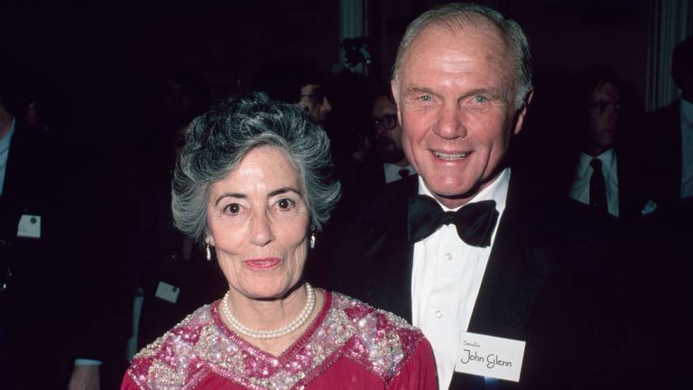 Annie Glenn, Widow of Astronaut and U.S. Senator John Glenn, Dies of Coronavirus Complications at Age 100 - etonline.com