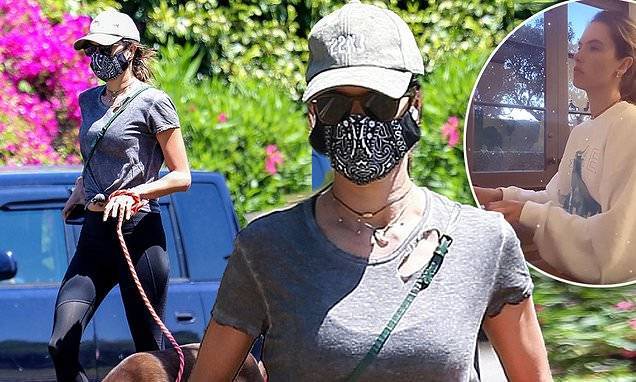 Eric Garcetti - Alessandra Ambrosio - Alessandra Ambrosio wears mask to jog with her dog in LA... after playing Moon River on piano - dailymail.co.uk - Brazil - city Santa Monica