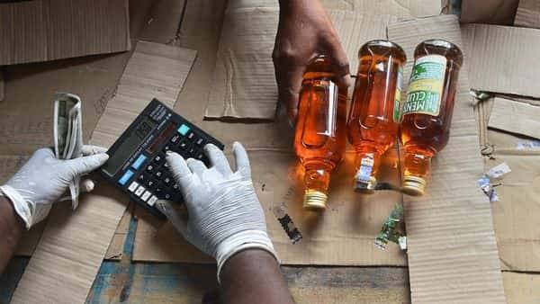 Lockdown 4.0: 11 cities to remain 'dry' as liquor sale begins in Madhya Pradesh - livemint.com