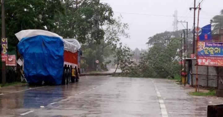 Cyclone Amphan batters India, Bangladesh with heavy rains as millions flee to shelters - globalnews.ca - India - Bangladesh - city Kolkata