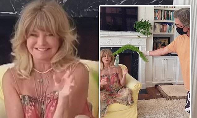 Goldie Hawn - Kurt Russell - Goldie Hawn gets tickled by longtime love Kurt Russell as she launches Laughing Challenge - dailymail.co.uk
