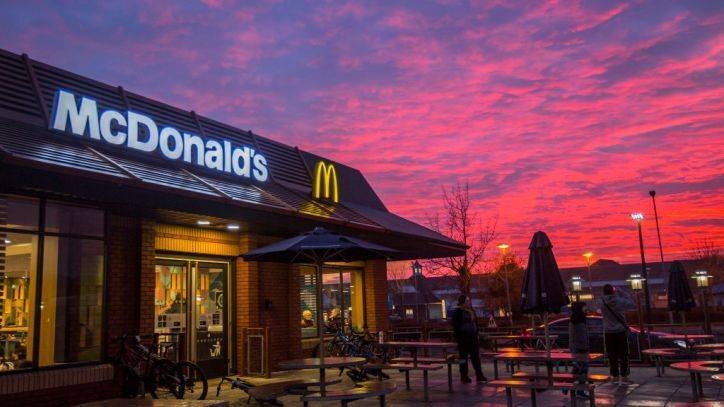 McDonald's workers plan strike over coronavirus protections - fox29.com - Usa