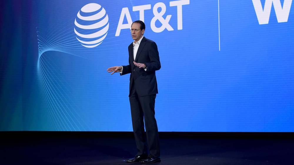 AT&T Sells $3.27 Billion in New Debt Offering - hollywoodreporter.com