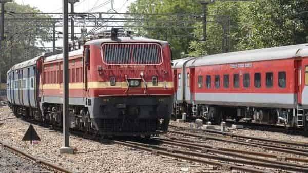 Railways to start 200 express trains from 1 June; online bookings from 21 May - livemint.com - India - city Delhi