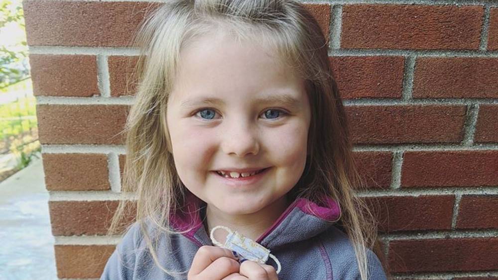 Good News - 7-Year-Old Girl Loses Tooth in Quarantine, Asks Mom to Make a Mask for Tooth Fairy - etonline.com - state Michigan